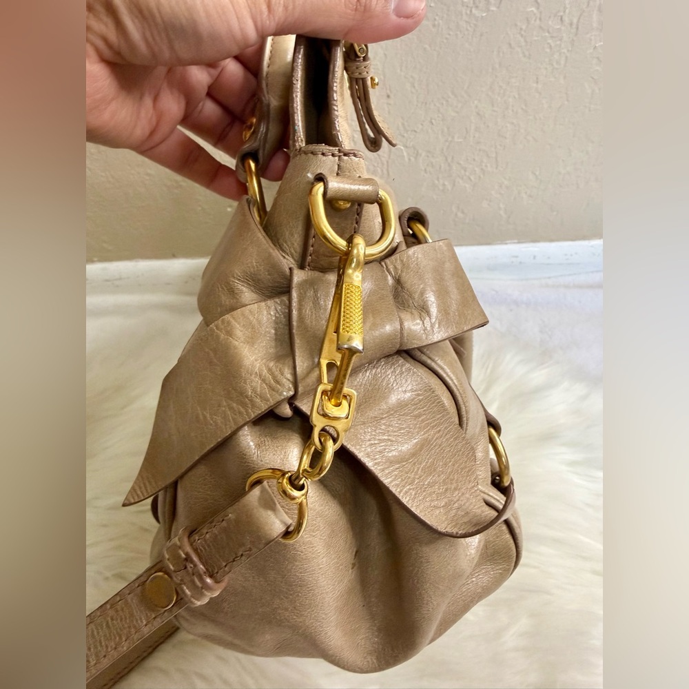Miu Miu Beige Leather Satchel with Gold Hardware - Picture 5 of 13